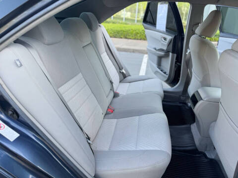 2017 Toyota Camry LE