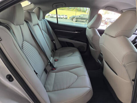 2024 Toyota Camry Hybrid SE