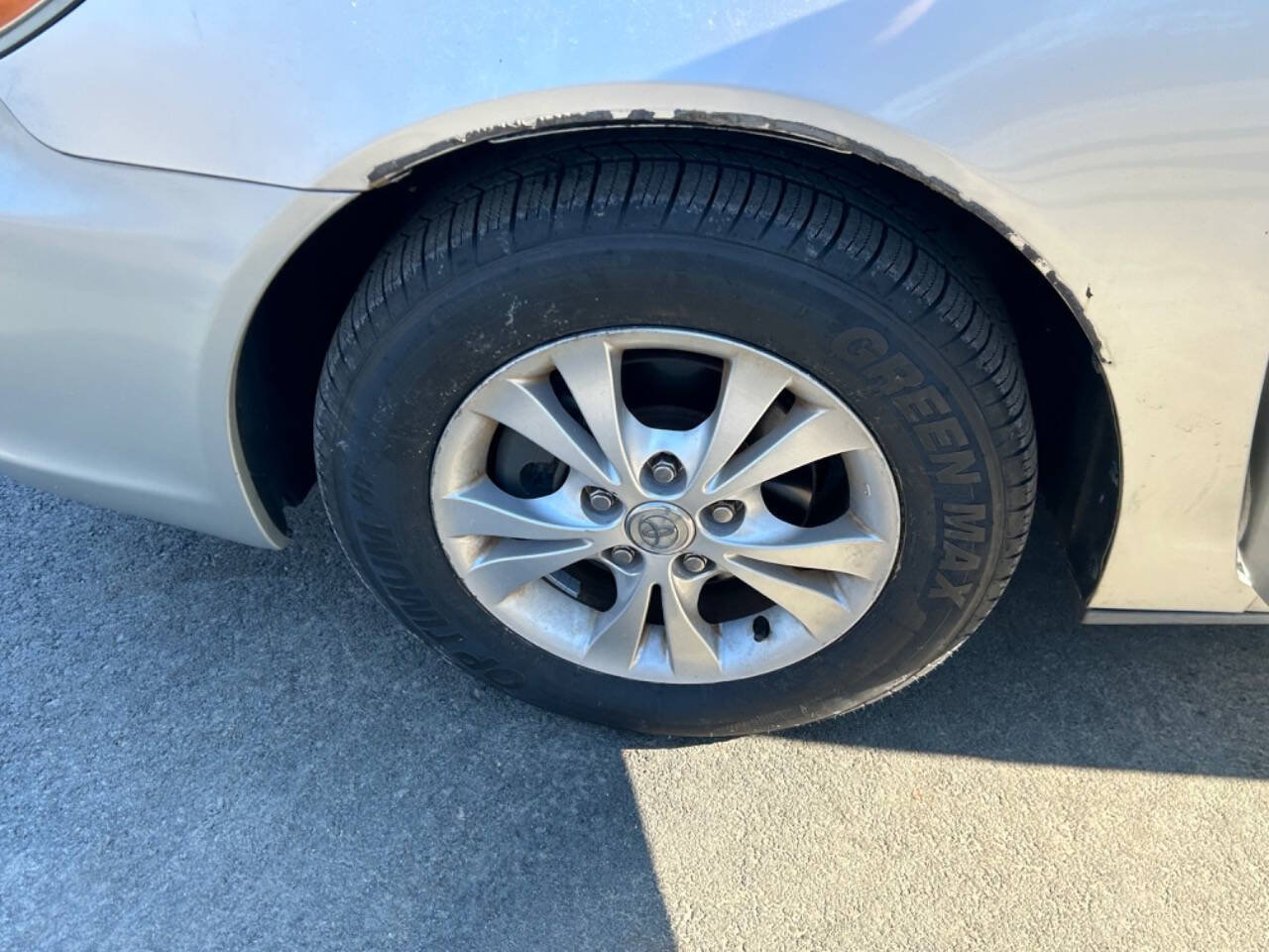 2004 Toyota Camry for sale at 100 Motors in Bechtelsville, PA