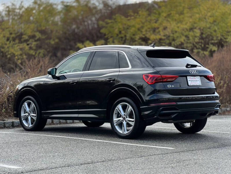 2021 Audi Q3 quattro S line Premium 45 TFSI