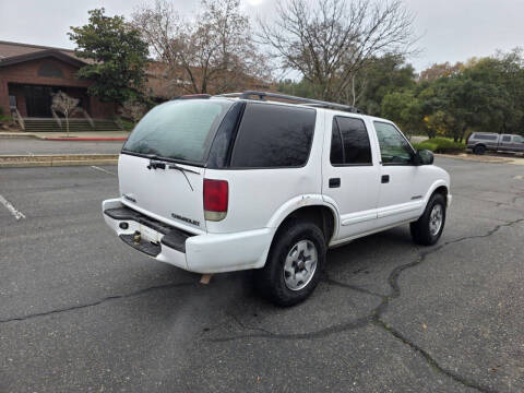 2003 Chevrolet Blazer LS