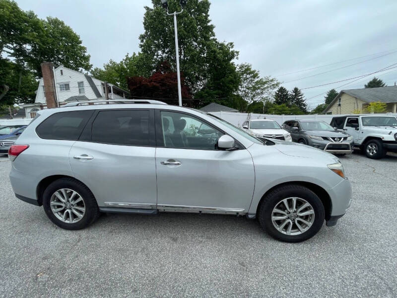 2016 Nissan Pathfinder S