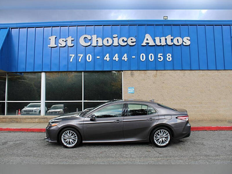 2020 Toyota Camry Hybrid XLE