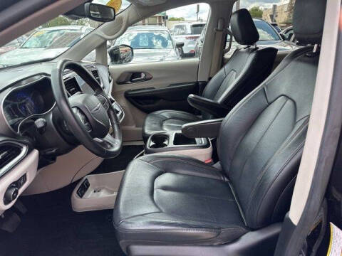 2020 Chrysler Pacifica Touring L Plus