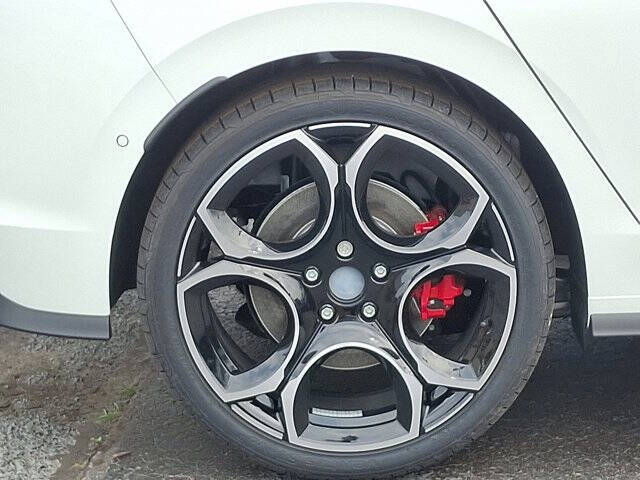 2025 Volkswagen Golf GTI Autobahn