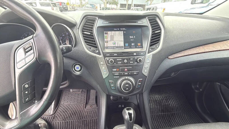 2017 Hyundai Santa Fe