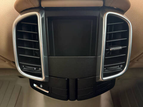 2012 Porsche Cayenne