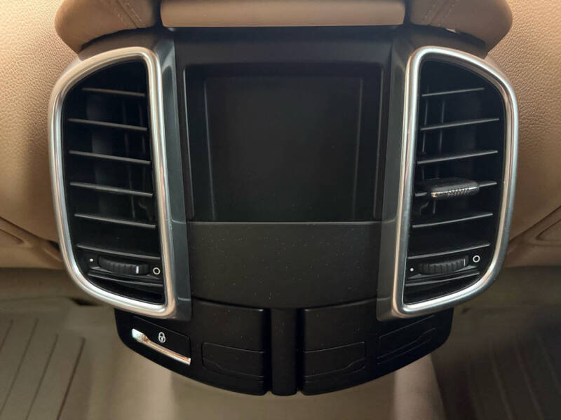2012 Porsche Cayenne