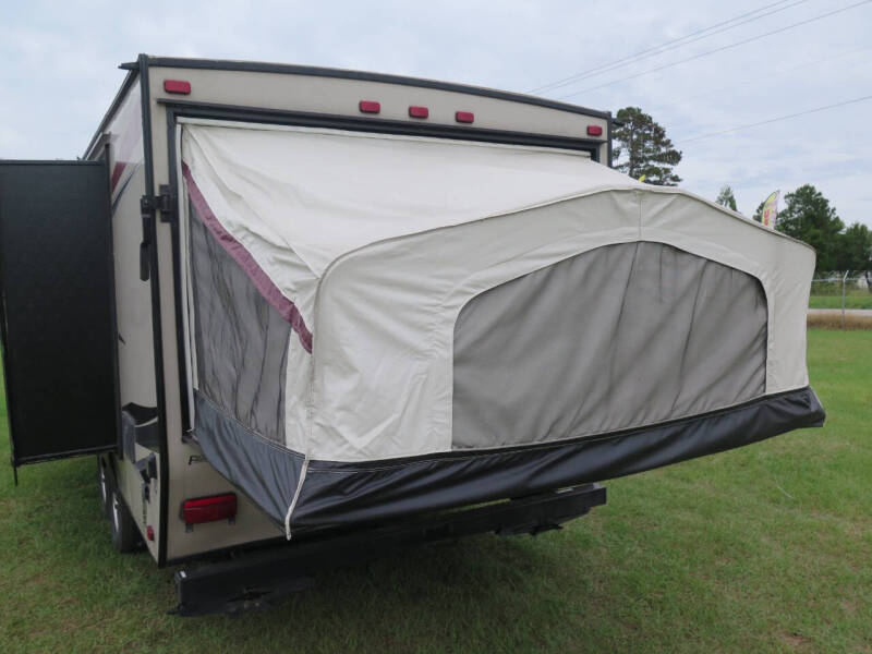 2013 Palomino Solaire