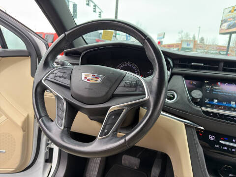 2017 Cadillac XT5 Luxury