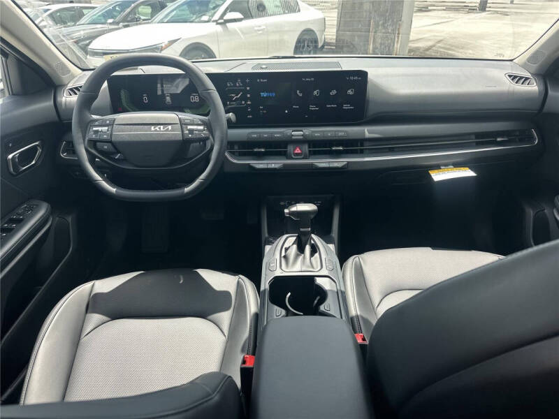 2026 Kia K4 Hatchback EX