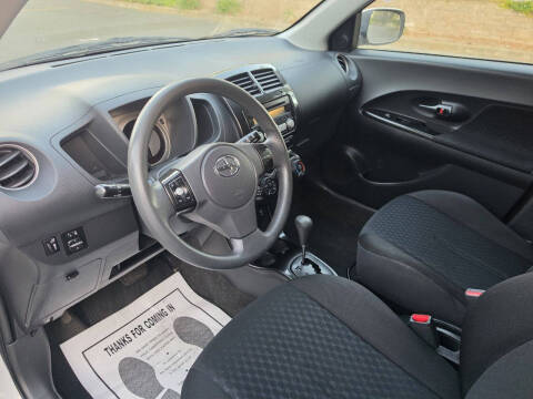2008 Scion xD