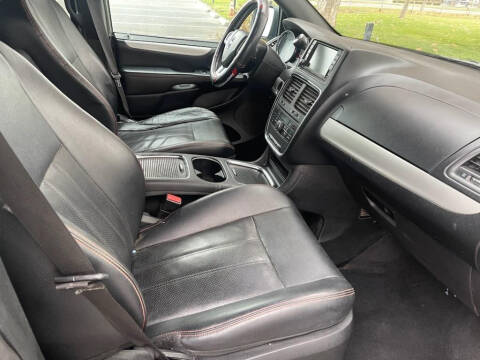 2014 Dodge Grand Caravan R/T