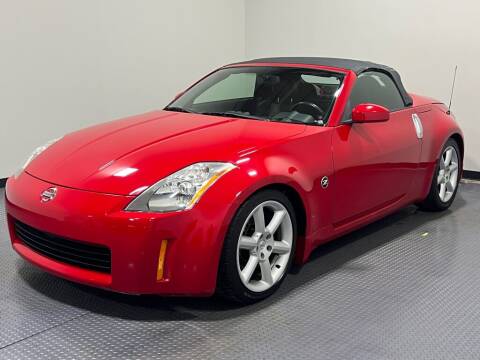 2004 Nissan 350Z for sale at Cincinnati Automotive Group in Lebanon OH