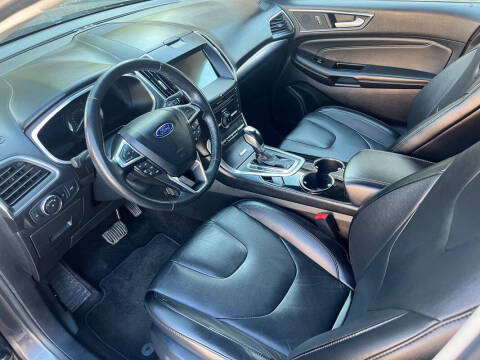 2016 Ford Edge Titanium