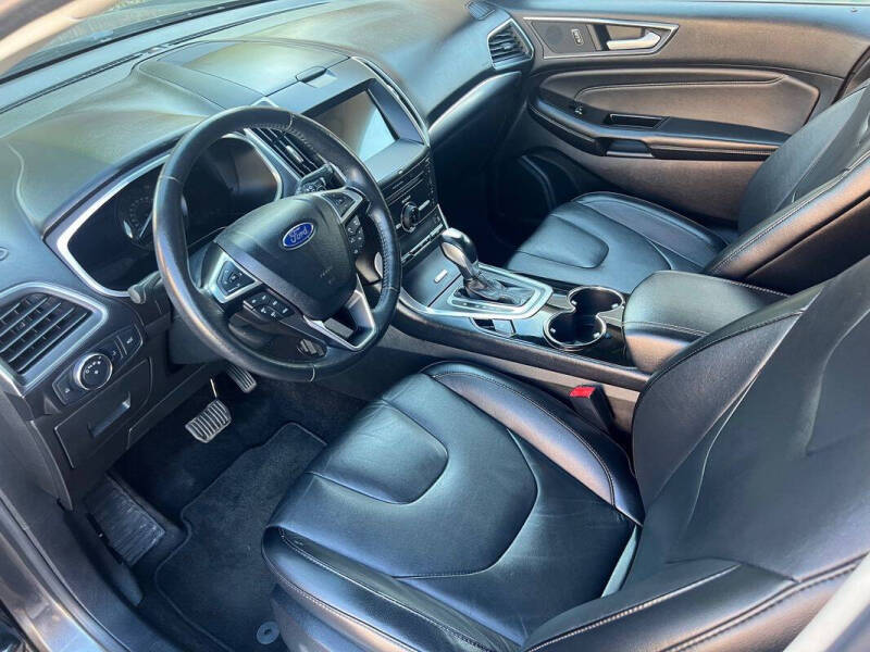 2016 Ford Edge Titanium