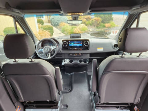 2025 Mercedes-Benz Sprinter 2500