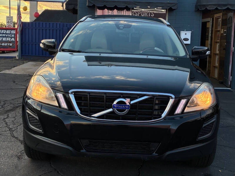 2013 Volvo XC60 3.2 Platinum