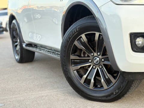 2017 Nissan Armada Platinum