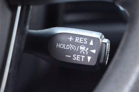 2019 Toyota Prius LE