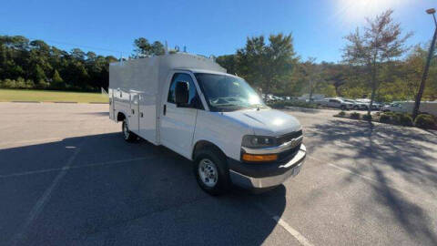 2025 Chevrolet Express 3500