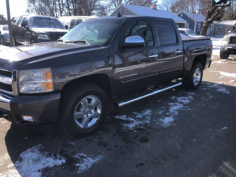 2011 Chevrolet Silverado 1500 for sale at CPM Motors Inc in Elgin IL