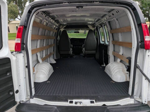 2024 GMC Savana 2500