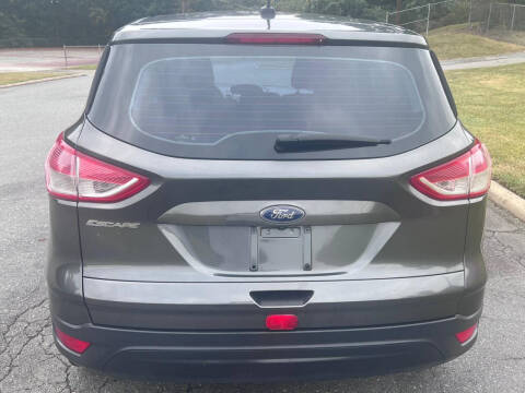 2016 Ford Escape S