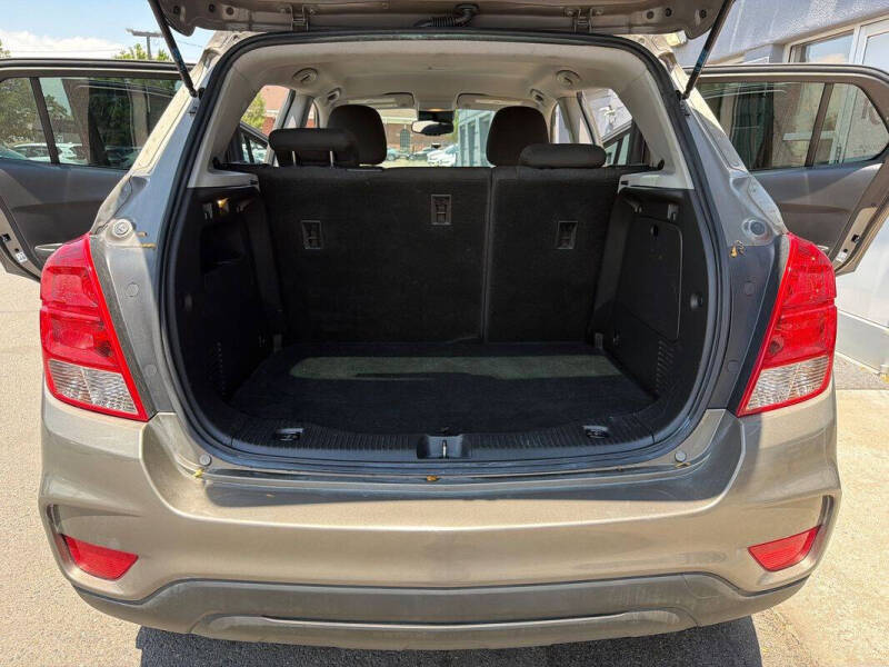 2022 Chevrolet Trax LS