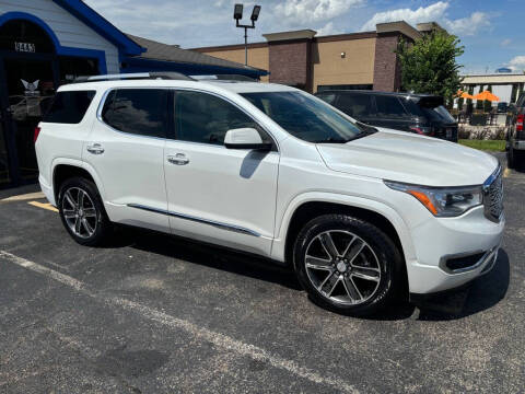 2017 GMC Acadia Denali