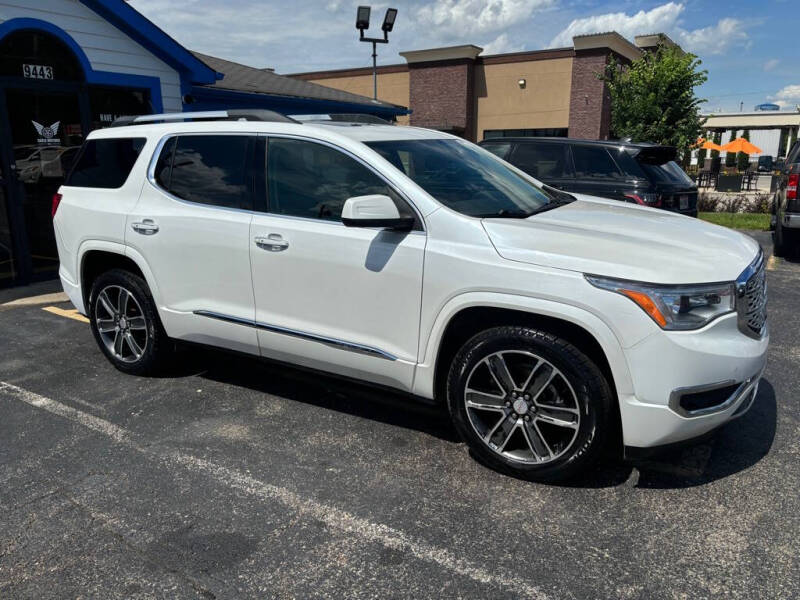 2017 GMC Acadia Denali