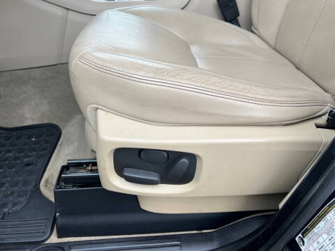 2016 Land Rover LR4 HSE LUX