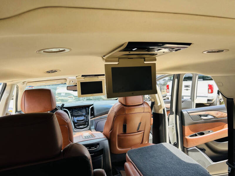 2015 Cadillac Escalade ESV Premium