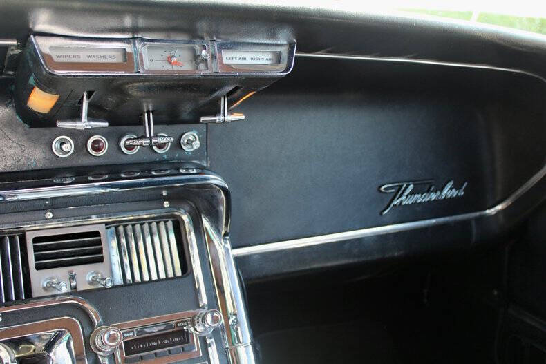 1966 Ford Thunderbird