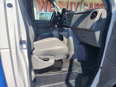 2024 Ford E-Series