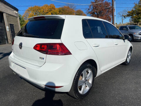 2015 Volkswagen Golf TDI S