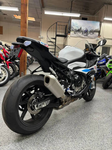 2024 BMW S 1000 RR