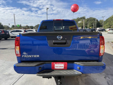 2015 Nissan Frontier Desert Runner