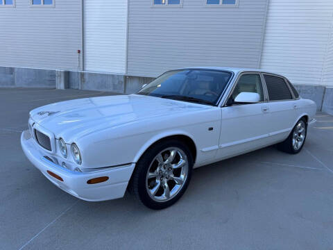 2002 Jaguar XJR