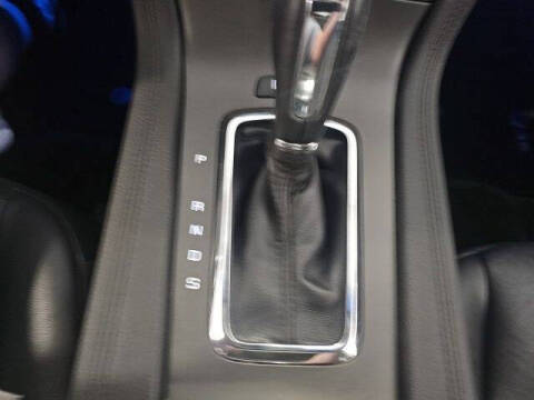 2017 Lincoln MKT Elite