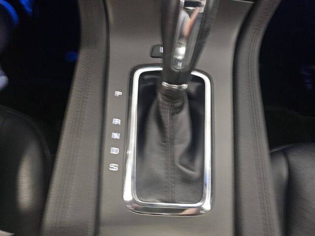 2017 Lincoln MKT Elite