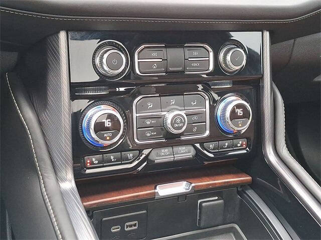 2023 GMC Yukon Denali Ultimate