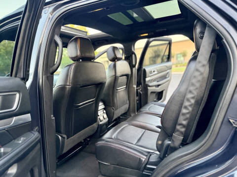 2017 Ford Explorer Sport