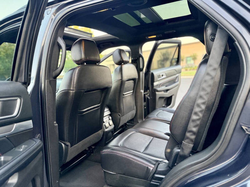 2017 Ford Explorer Sport