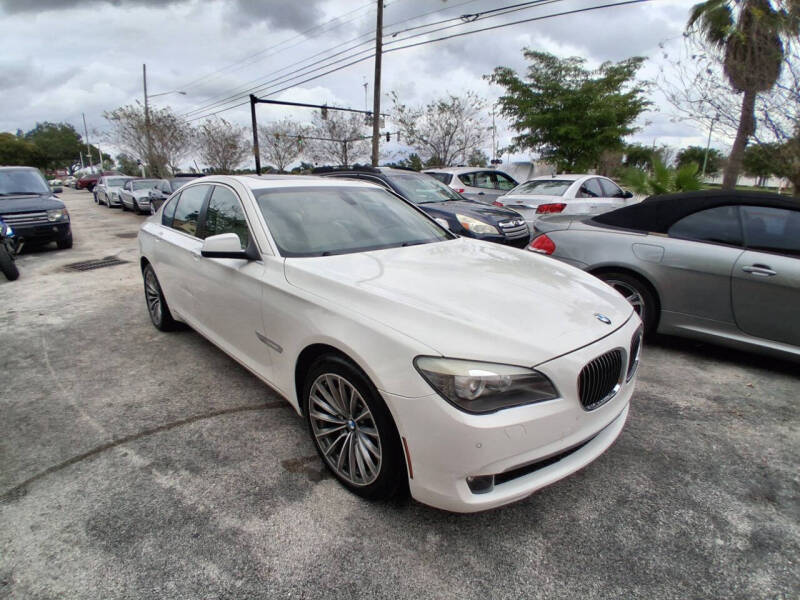 2012 BMW 7 Series 740i