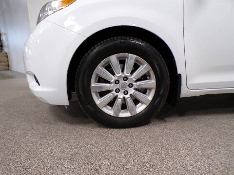 2015 Toyota Sienna LE 7-Passenger