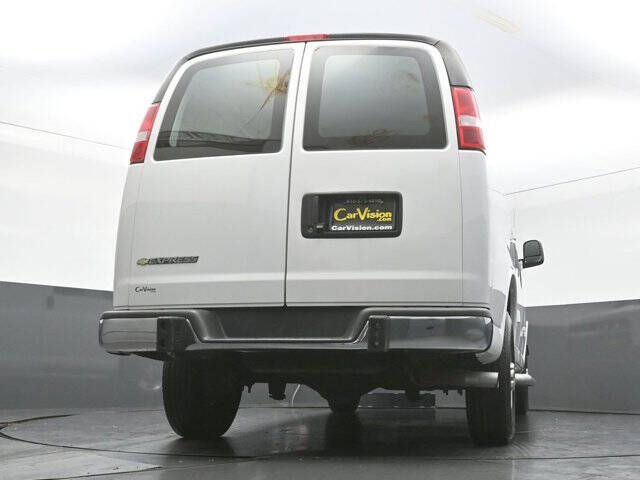 2024 Chevrolet Express 2500