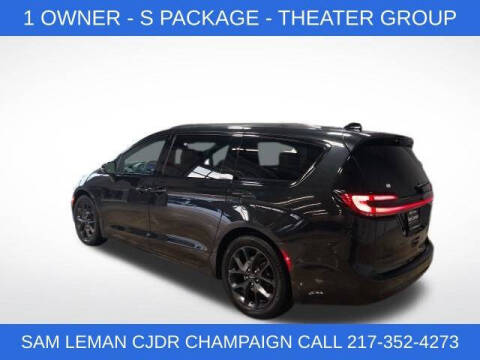 2024 Chrysler Pacifica Touring L