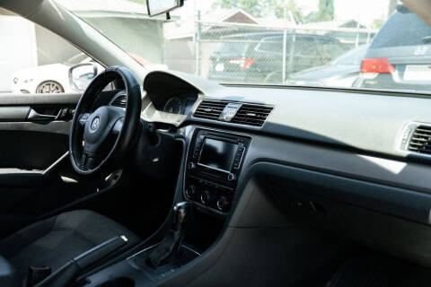 2013 Volkswagen Passat