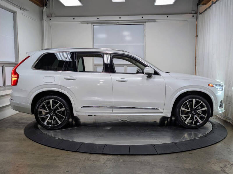 2024 Volvo XC90 B6 Plus Bright Theme 6P